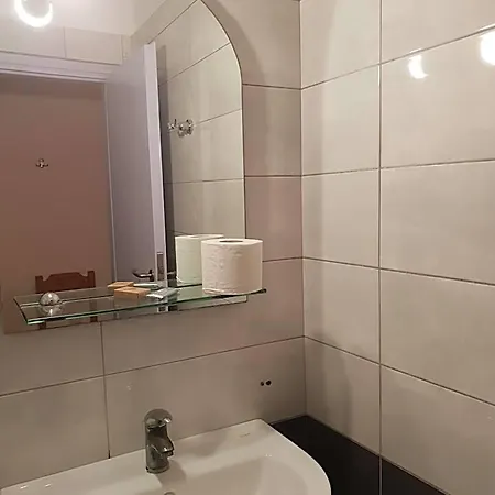 Aktaion Hotel